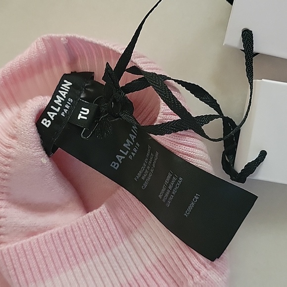 Balmain Pink & White Wool  Beanie - Picture 5 of 10